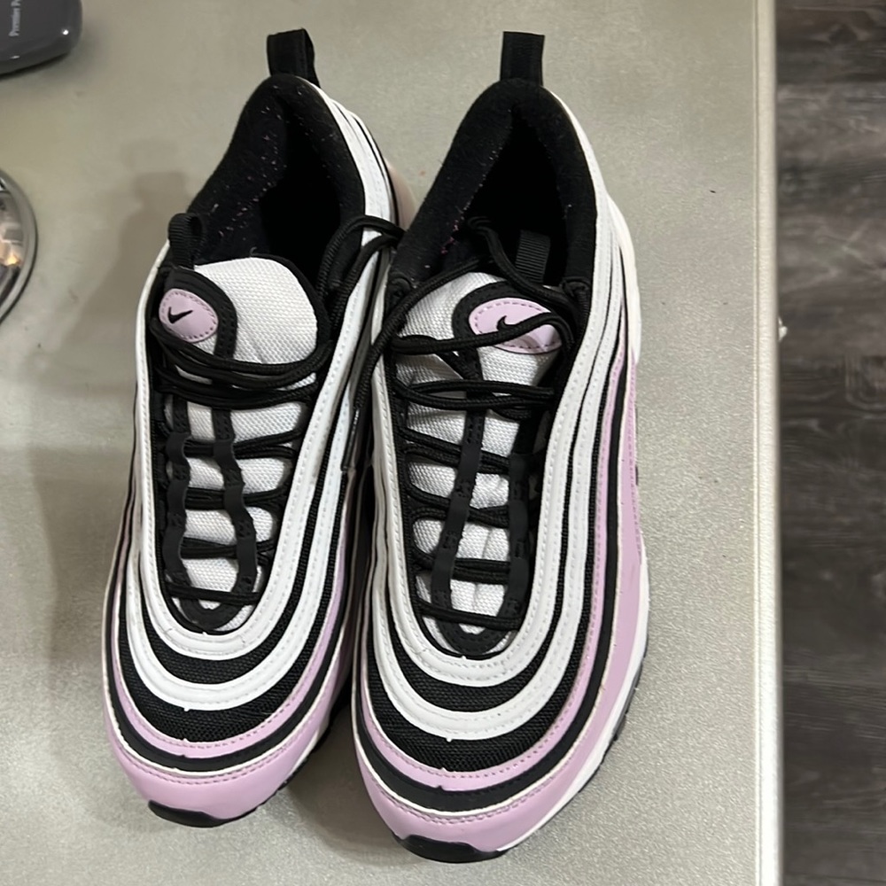 Air Max shoes